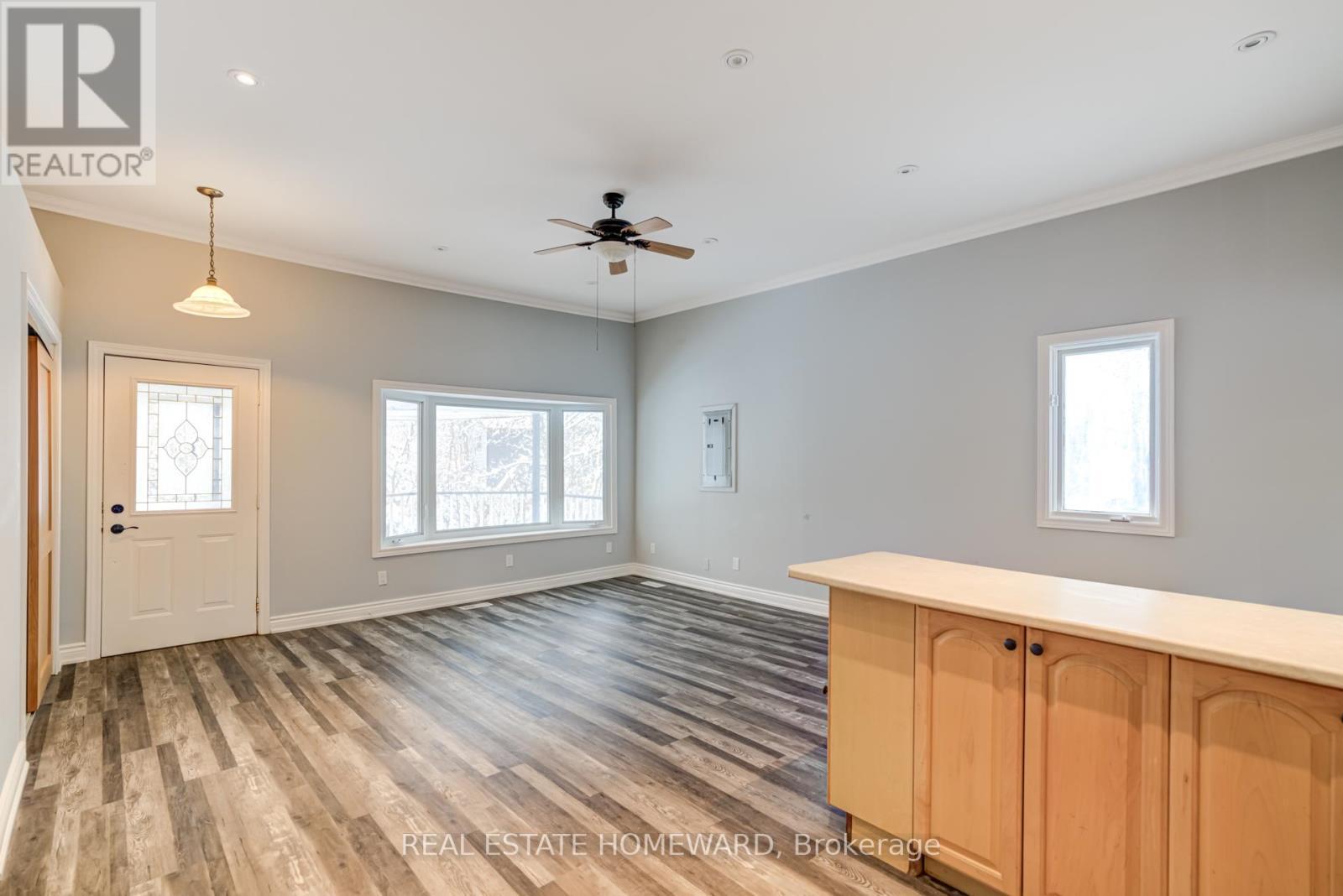 11 Dover Lane, Scugog, ON - Indoor Photo Showing Other Room
