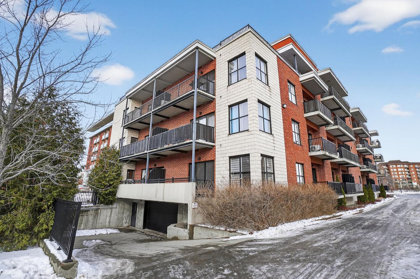 Extérieur - 108-116 Rue Turgeon, Sainte-Thérèse, QC - Outdoor With Facade