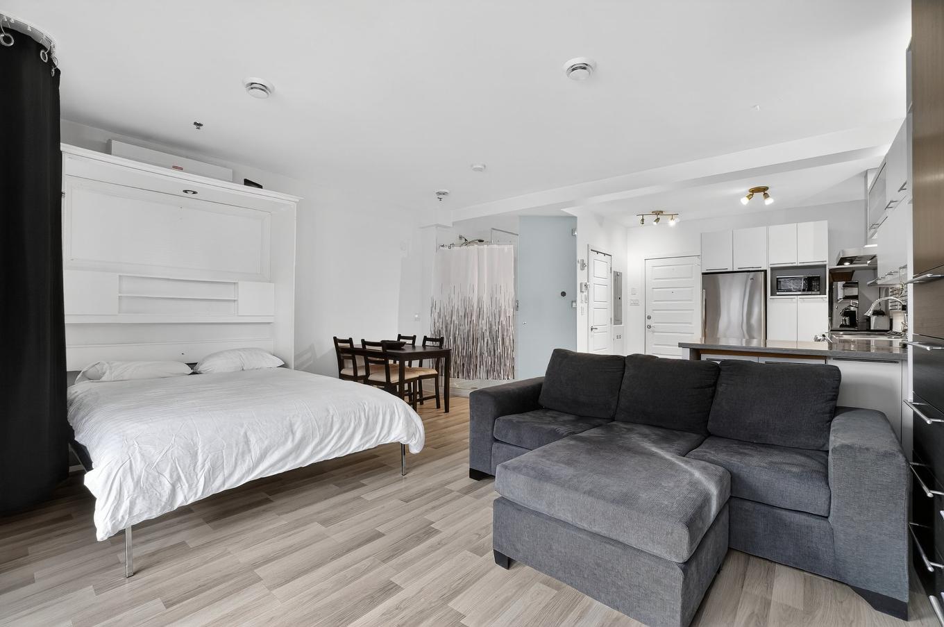 Vue d'ensemble - 108-116 Rue Turgeon, Sainte-Thérèse, QC - Indoor