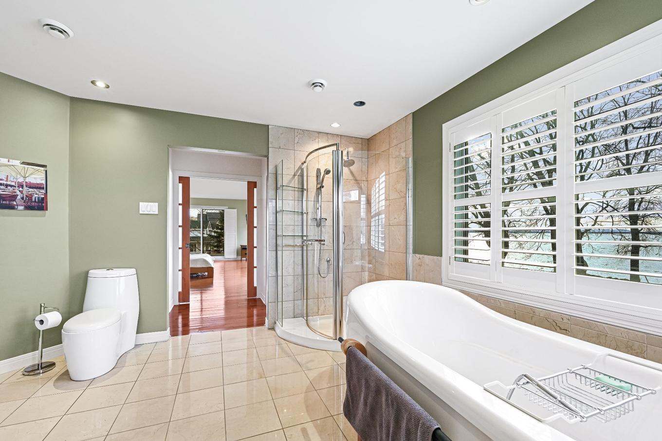 Bathroom - 256 67E Rue O., Venise-En-Québec, QC - Indoor Photo Showing Bathroom