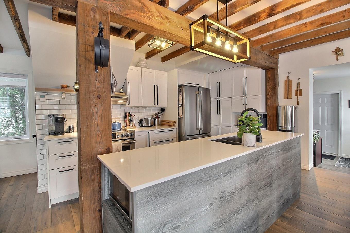 Cuisine - 1 Ch. Bice, Orford, QC - Indoor Photo Showing Kitchen With Double Sink With Upgraded Kitchen