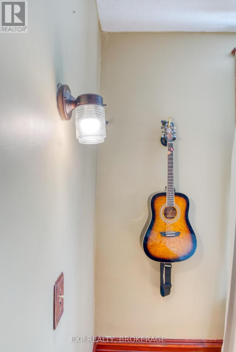 129 Dundas Street, Deseronto (Deseronto (Town)), ON - Indoor Photo Showing Other Room