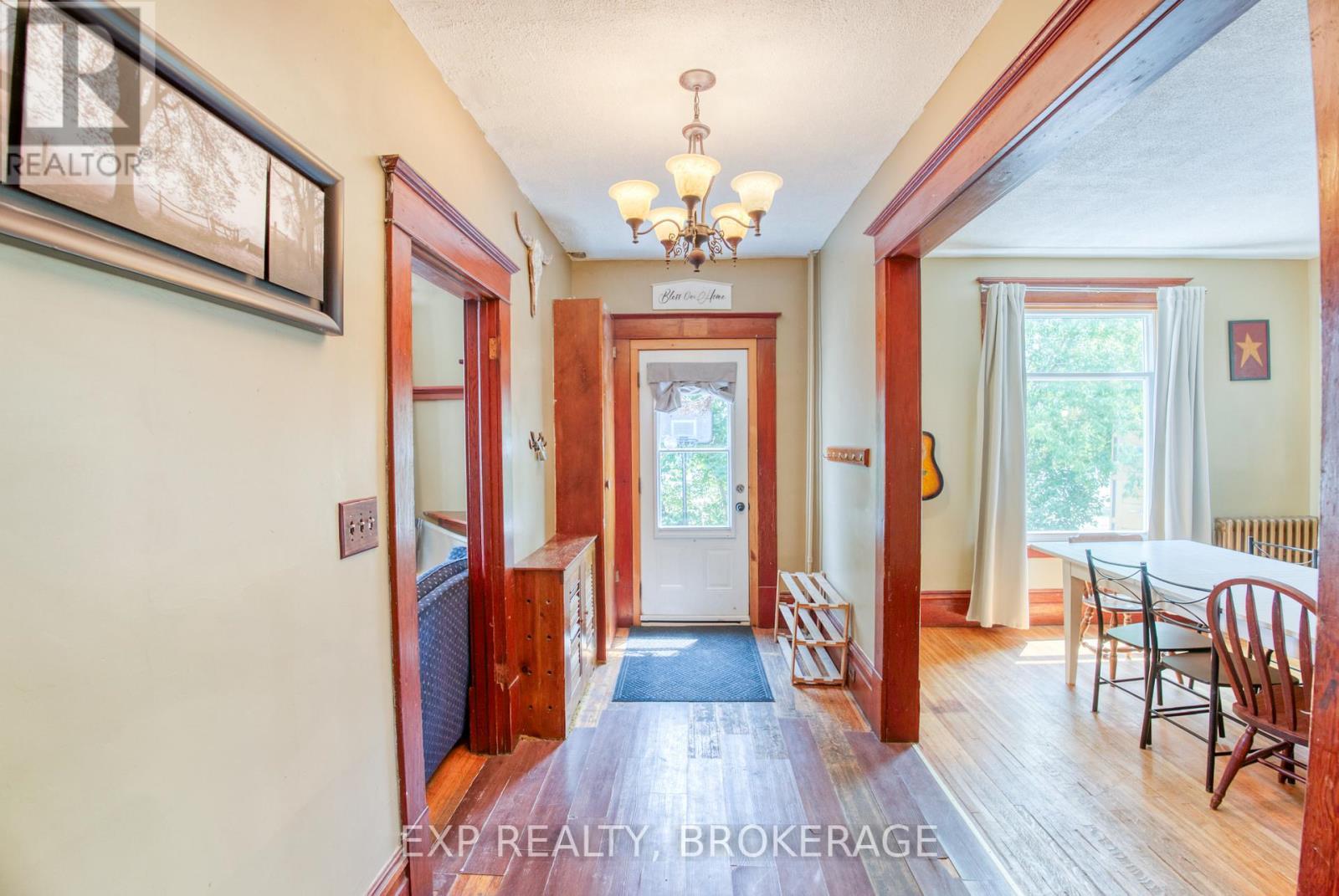 129 Dundas Street, Deseronto (Deseronto (Town)), ON - Indoor