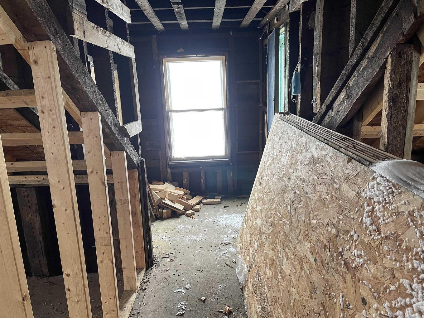 323 South Foord Street, Stellarton, NS