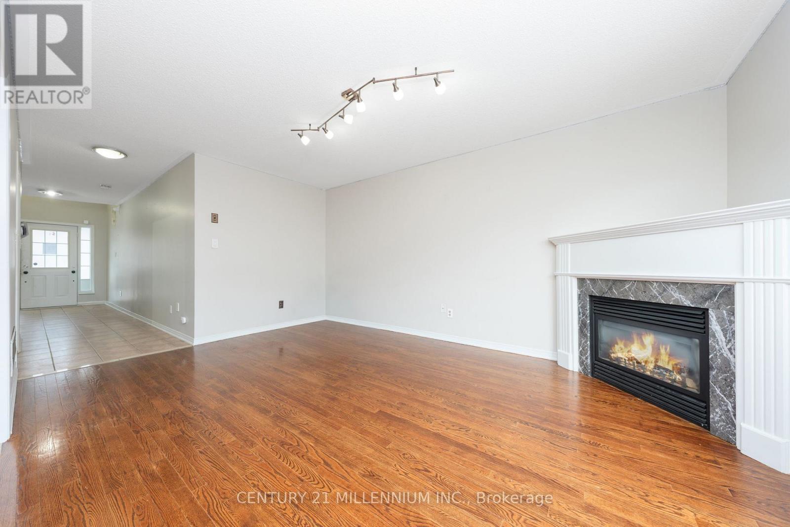 15 Tundra Swan Road, Brampton, ON - Indoor With Fireplace