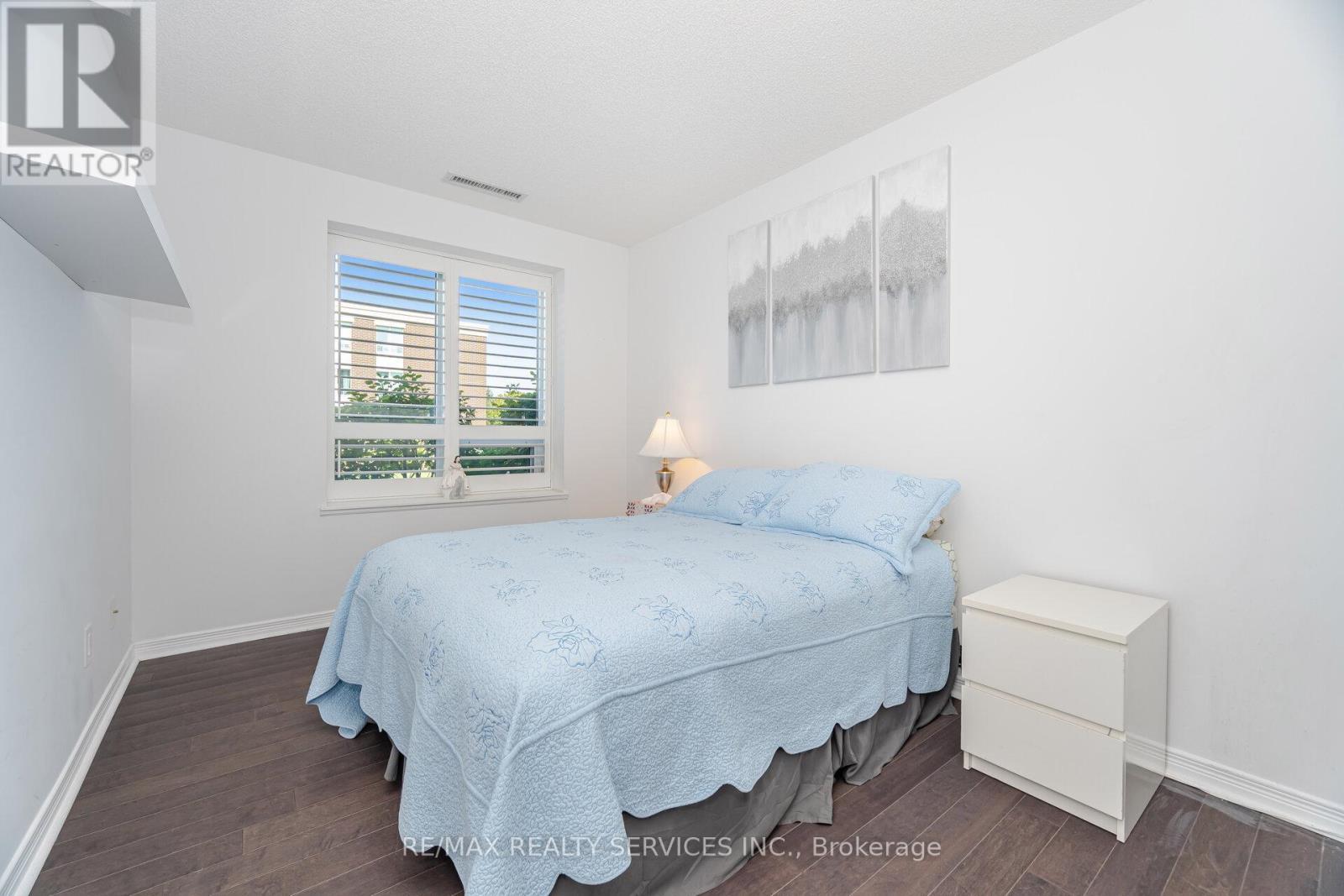 105 - 60 Via Rosedale Way, Brampton, ON - Indoor Photo Showing Bedroom