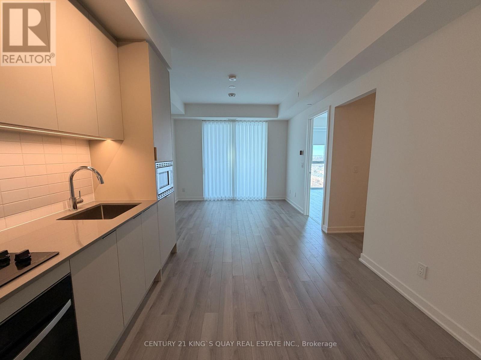 1402 - 3071 Trafalgar Road, Oakville, ON - Indoor Photo Showing Kitchen