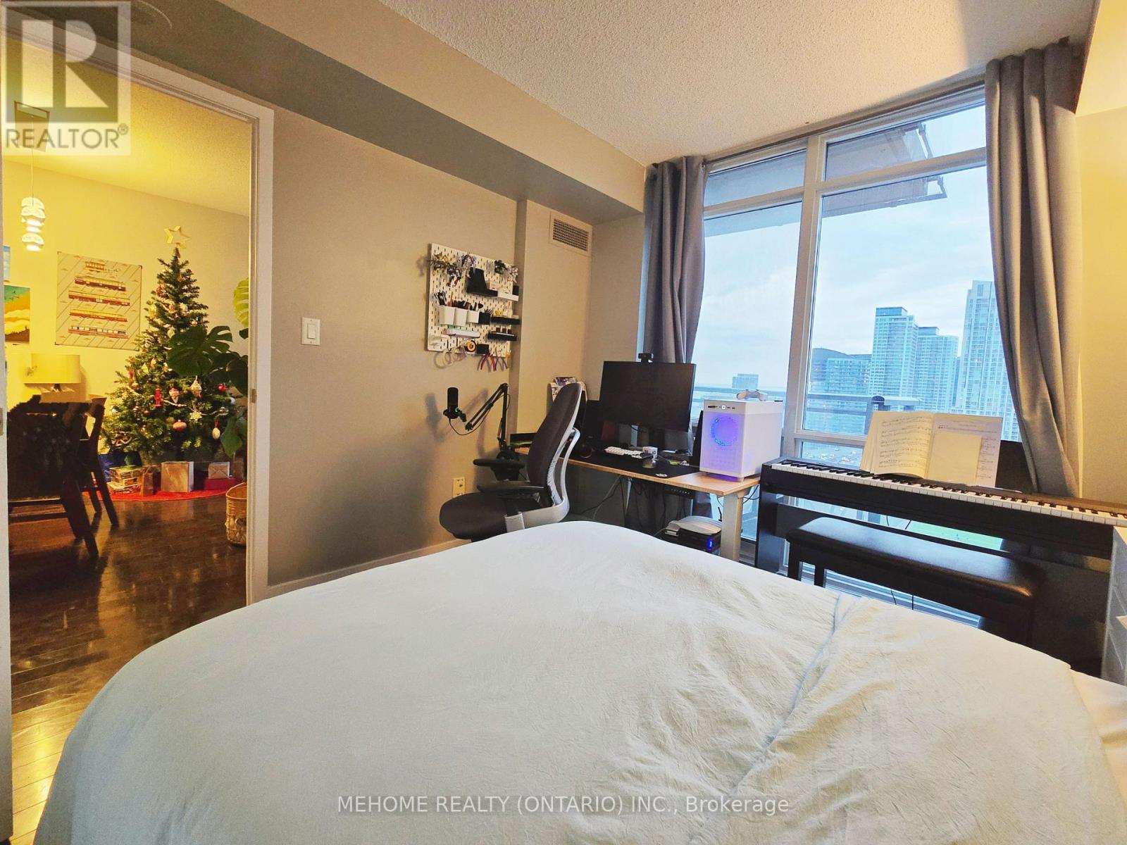 2302 - 11 Brunel Court, Toronto, ON - Indoor Photo Showing Bedroom
