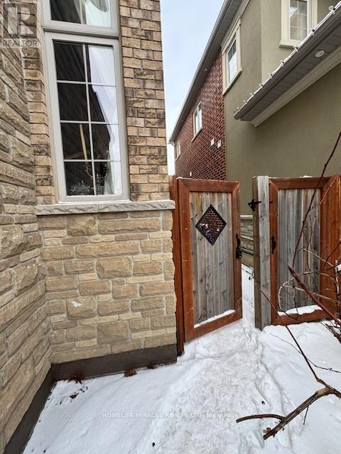 79 Cedarholme Avenue, Caledon, ON - Outdoor With Exterior