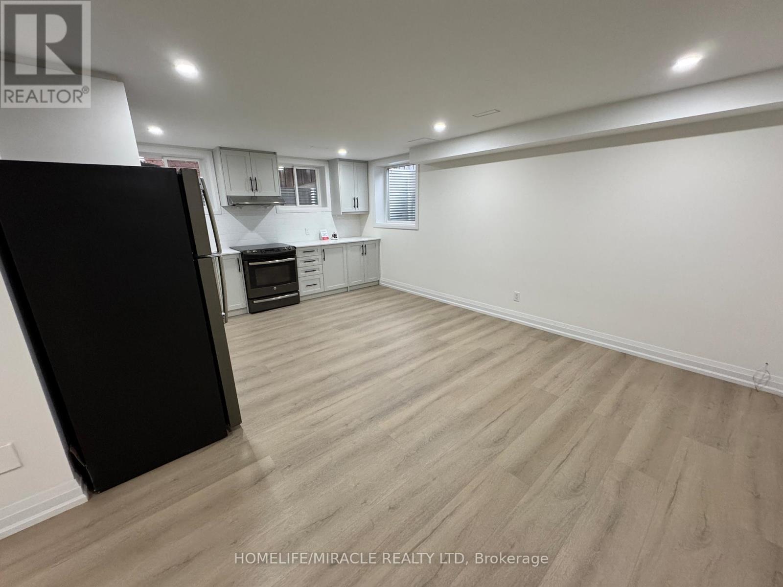 79 Cedarholme Avenue, Caledon, ON - Indoor