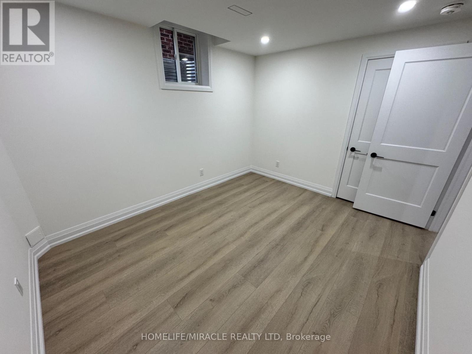 79 Cedarholme Avenue, Caledon, ON - Indoor Photo Showing Other Room