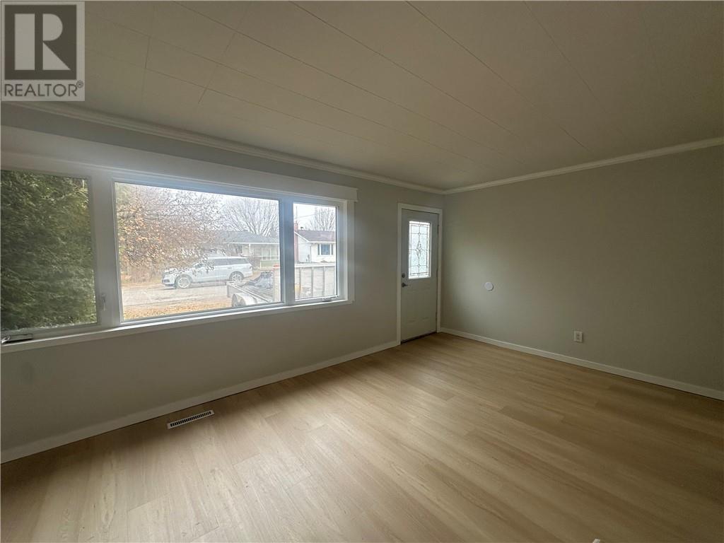 399 James Street, Espanola, ON - Indoor Photo Showing Other Room