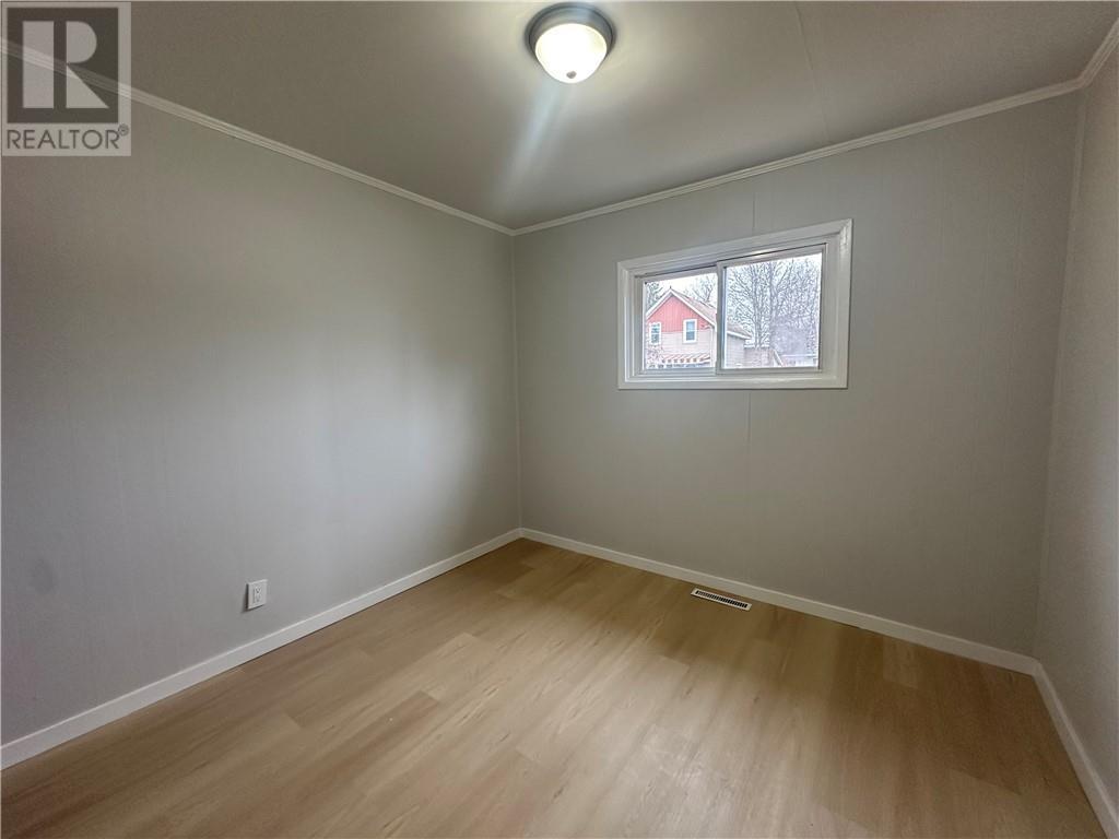 399 James Street, Espanola, ON - Indoor Photo Showing Other Room