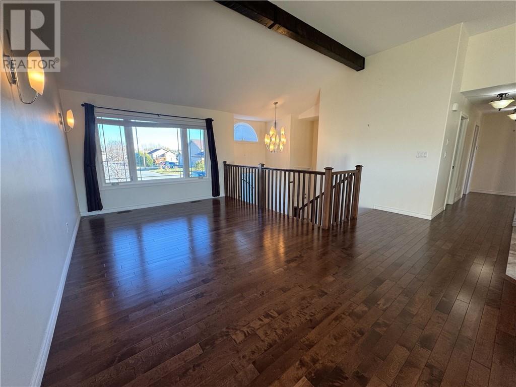 4623 Country Club Drive Unit# Upper, Azilda, ON - Indoor Photo Showing Other Room