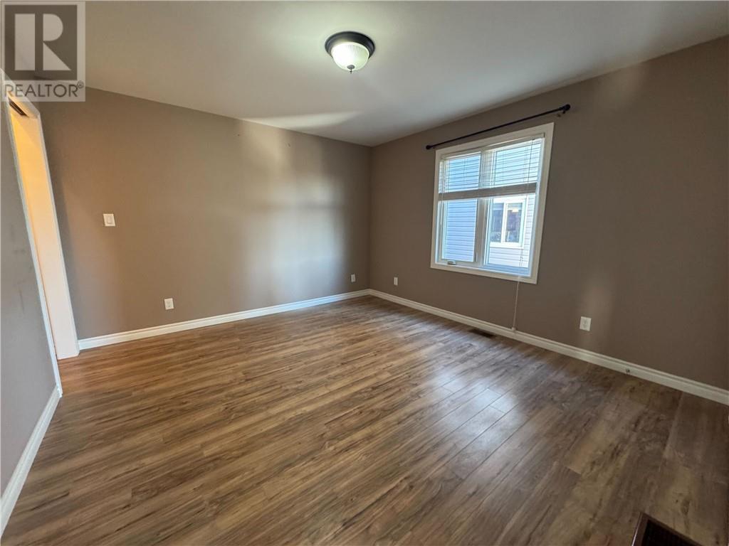 4623 Country Club Drive Unit# Upper, Azilda, ON - Indoor Photo Showing Other Room