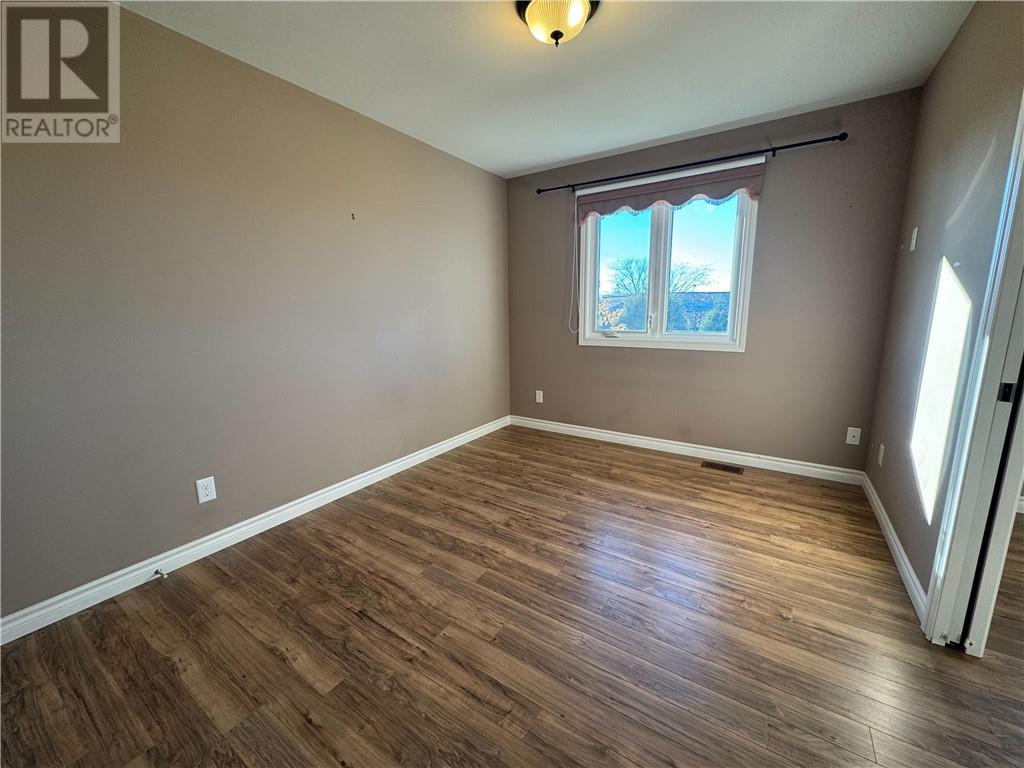 4623 Country Club Drive Unit# Upper, Azilda, ON - Indoor Photo Showing Other Room