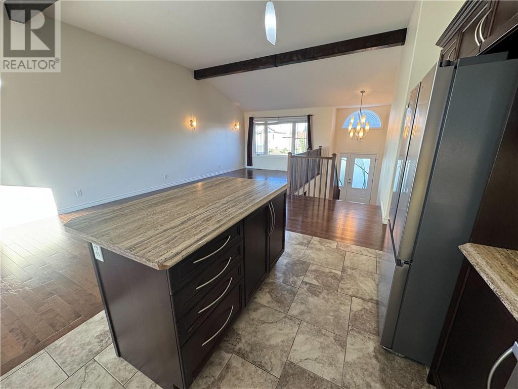 4623 Country Club Drive Unit# Upper, Azilda, ON - Indoor