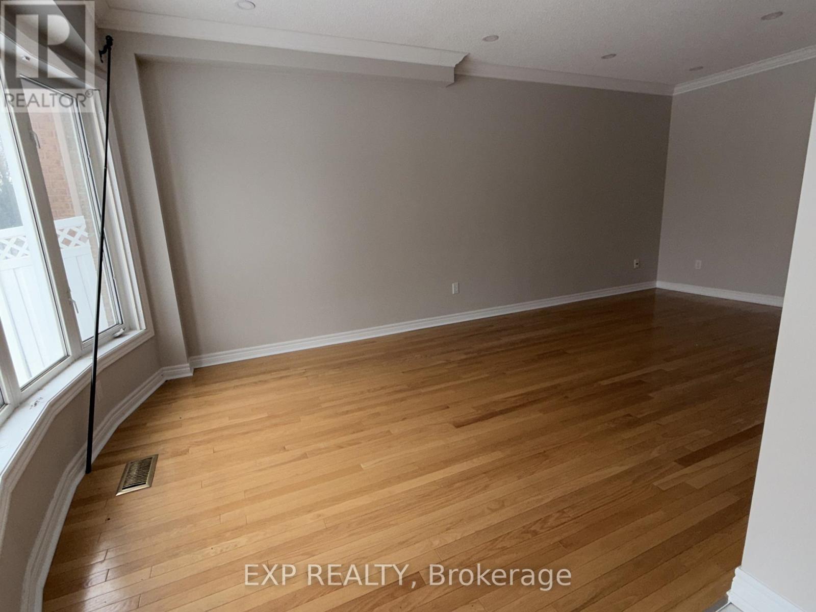 18 Highwood Road, Brampton, ON - Indoor Photo Showing Other Room