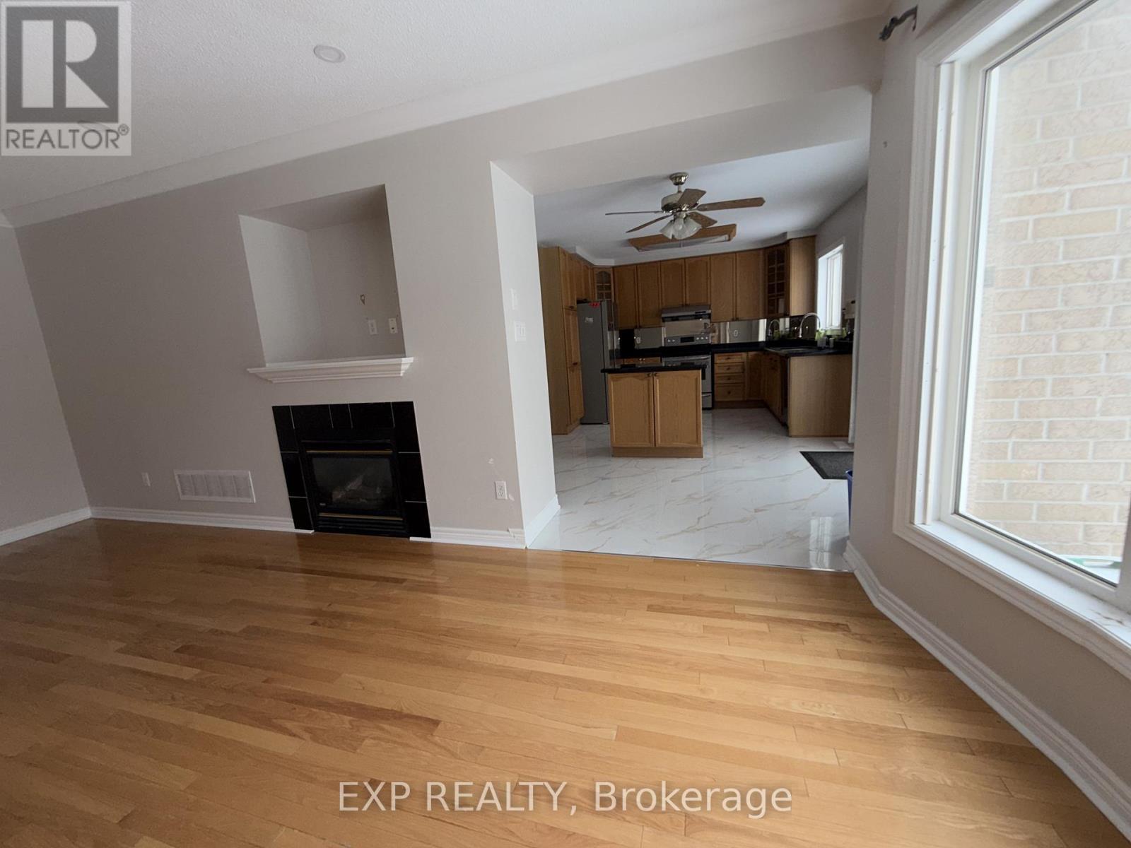 18 Highwood Road, Brampton, ON - Indoor With Fireplace