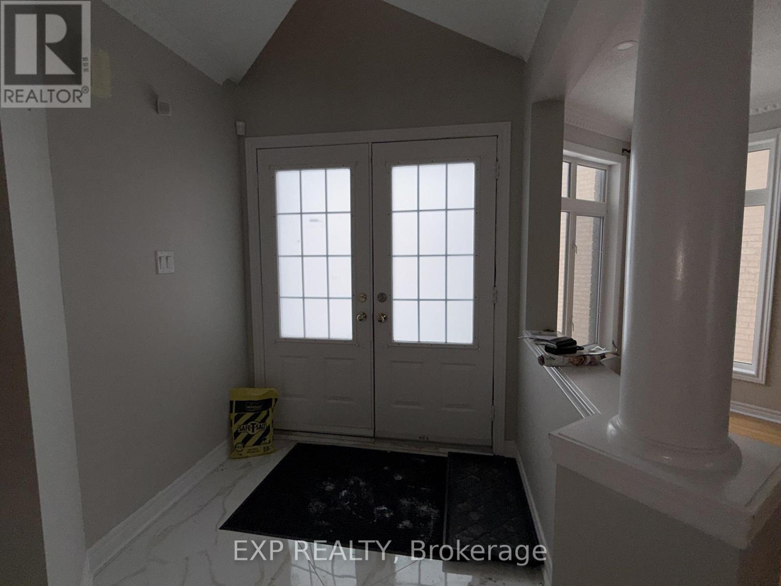 18 Highwood Road, Brampton, ON - Indoor Photo Showing Other Room