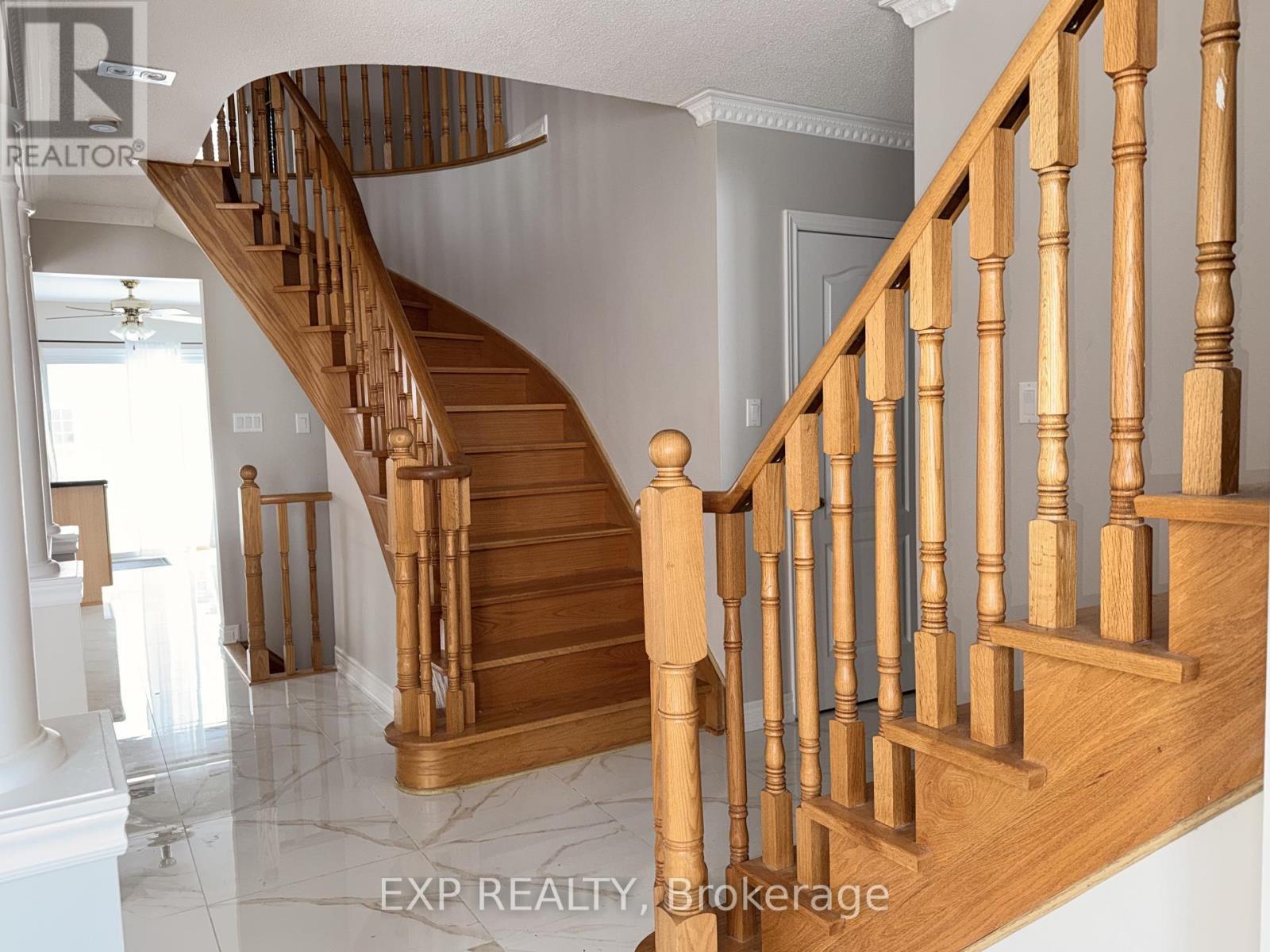 18 Highwood Road, Brampton, ON - Indoor Photo Showing Other Room