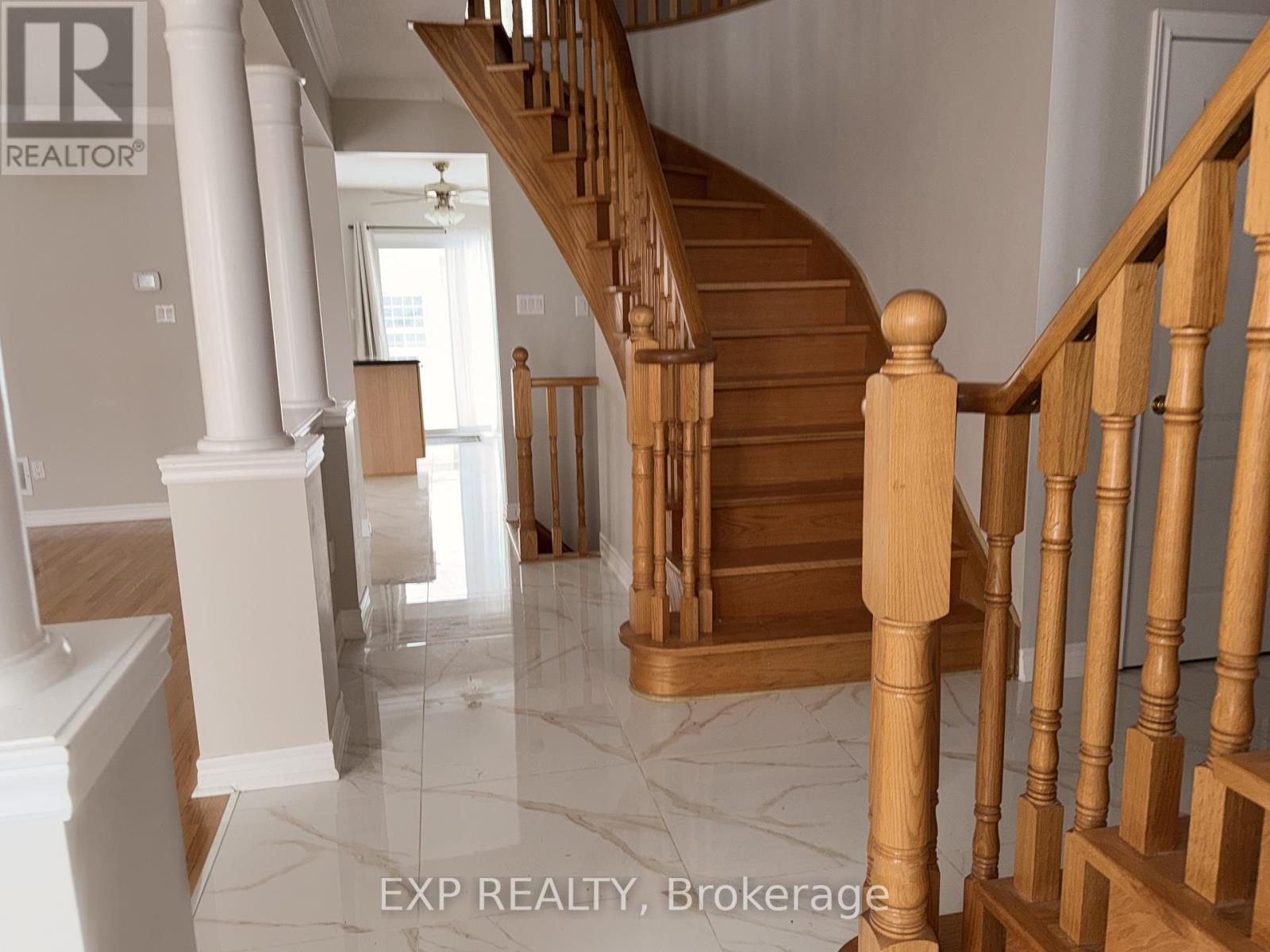 18 Highwood Road, Brampton, ON - Indoor Photo Showing Other Room