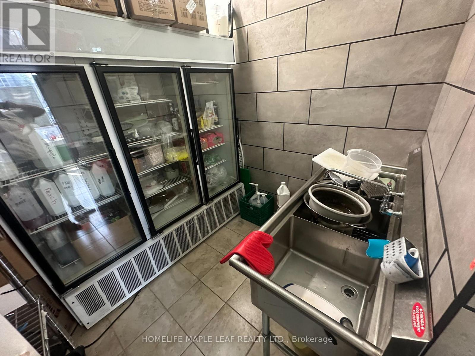 257 Dundas Street, Woodstock, ON