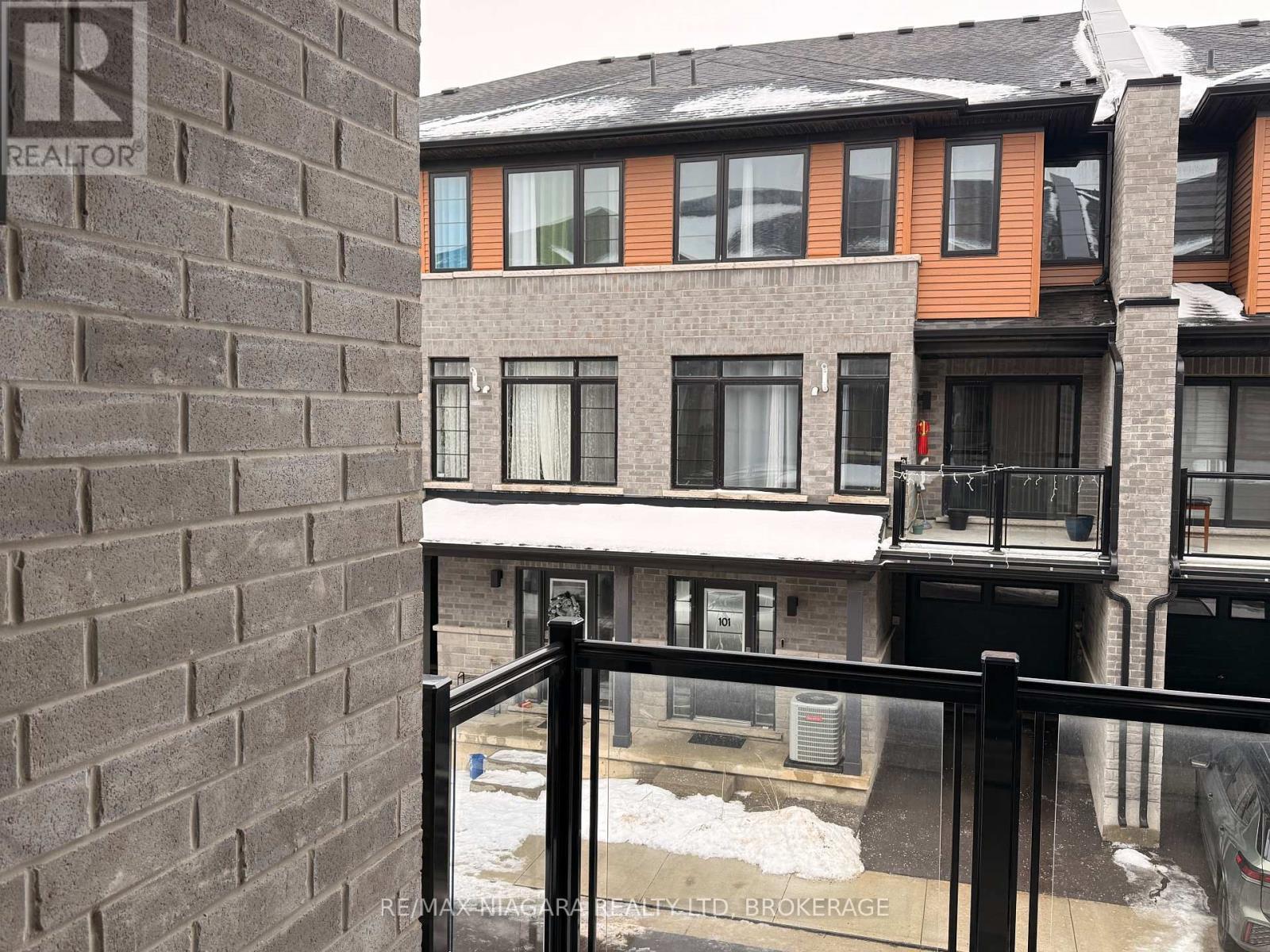 96 - 461 Blackburn Drive, Brantford, ON - Outdoor With Balcony