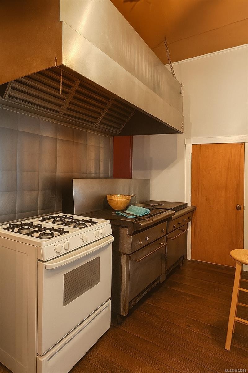 7521 Porier Rd, Sooke, BC