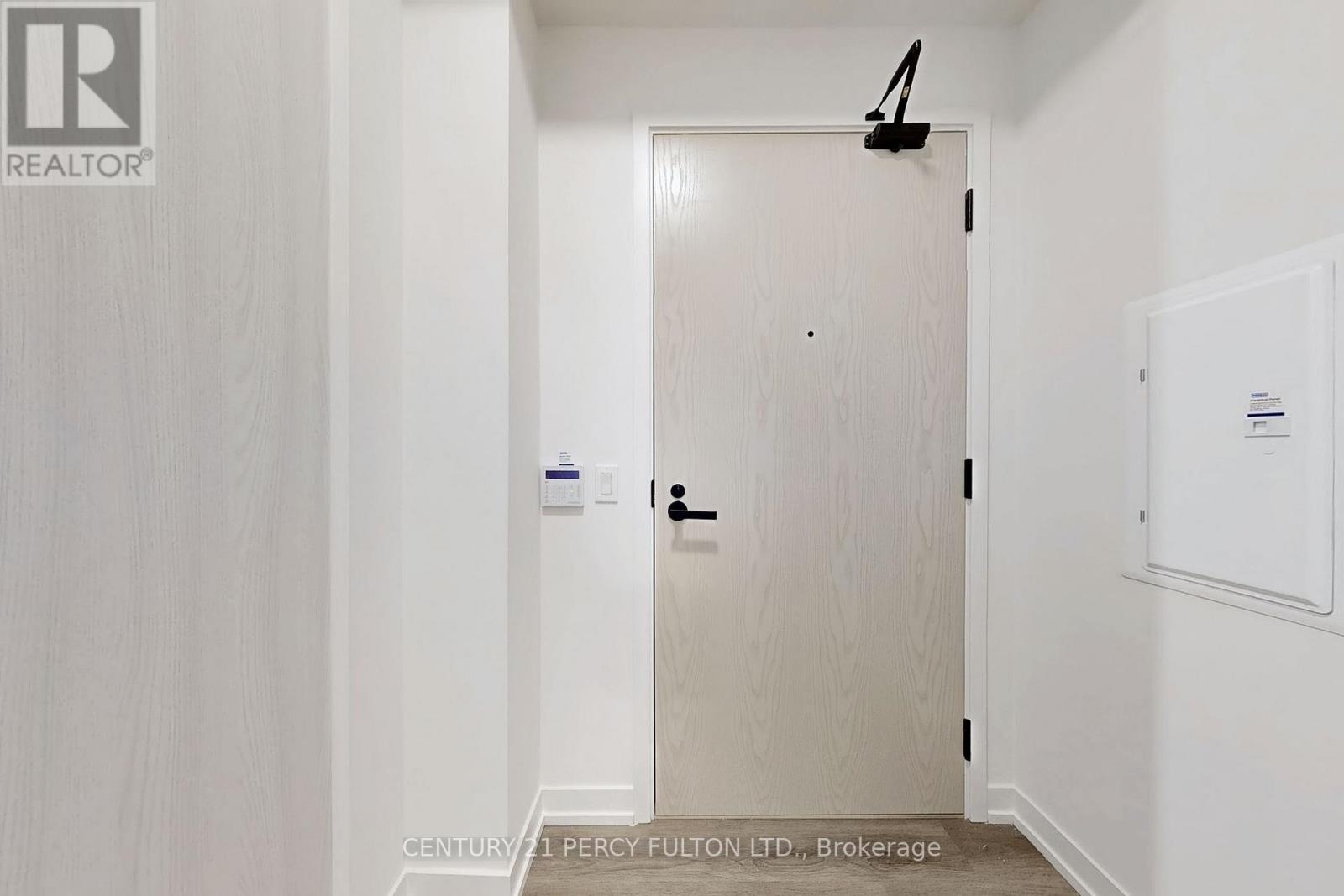 2108 - 225 Commerce Street, Vaughan, ON - Indoor Photo Showing Other Room