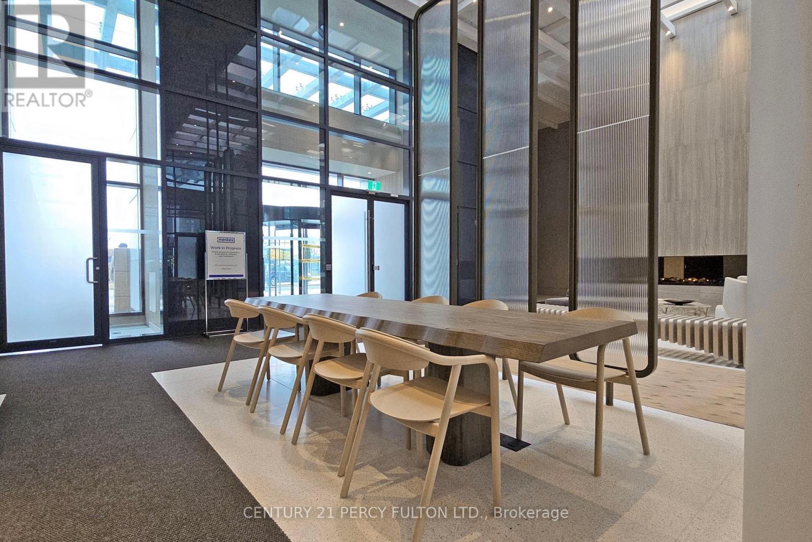 2108 - 225 Commerce Street, Vaughan, ON - Indoor