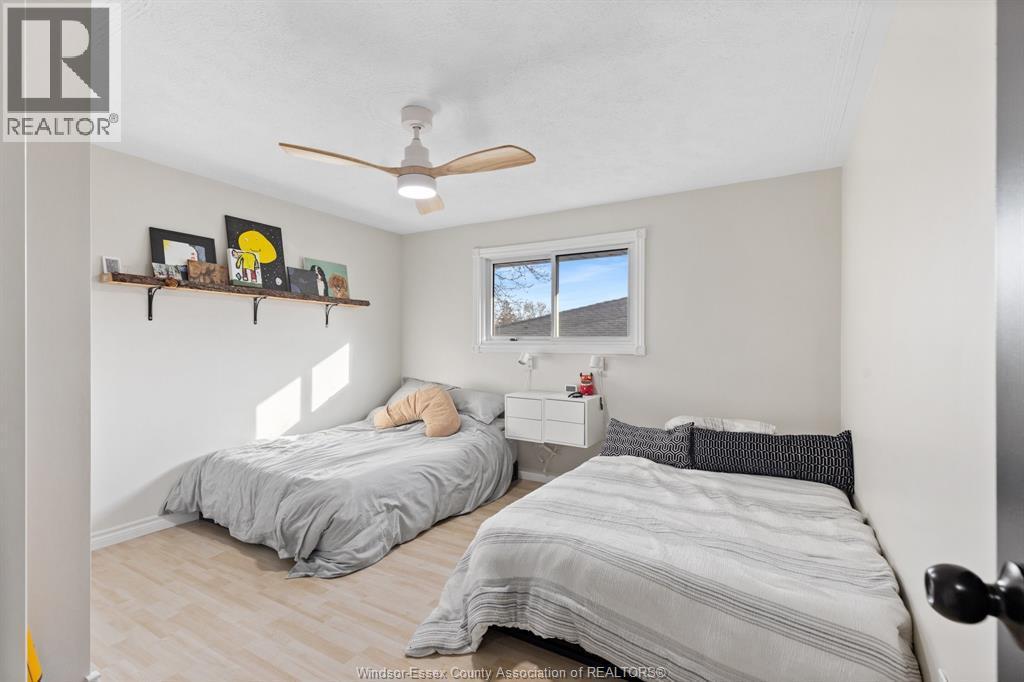 845 Old Tecumseh Road, Lakeshore, ON - Indoor Photo Showing Bedroom