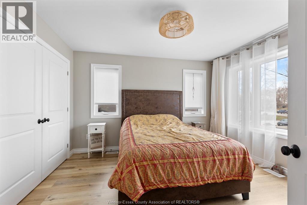 845 Old Tecumseh Road, Lakeshore, ON - Indoor Photo Showing Bedroom