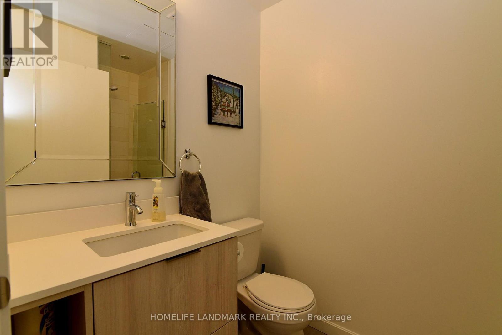 Main Washroom - 1802 - 50 Forest Manor Road, Toronto, ON - Indoor Photo Showing Bathroom
