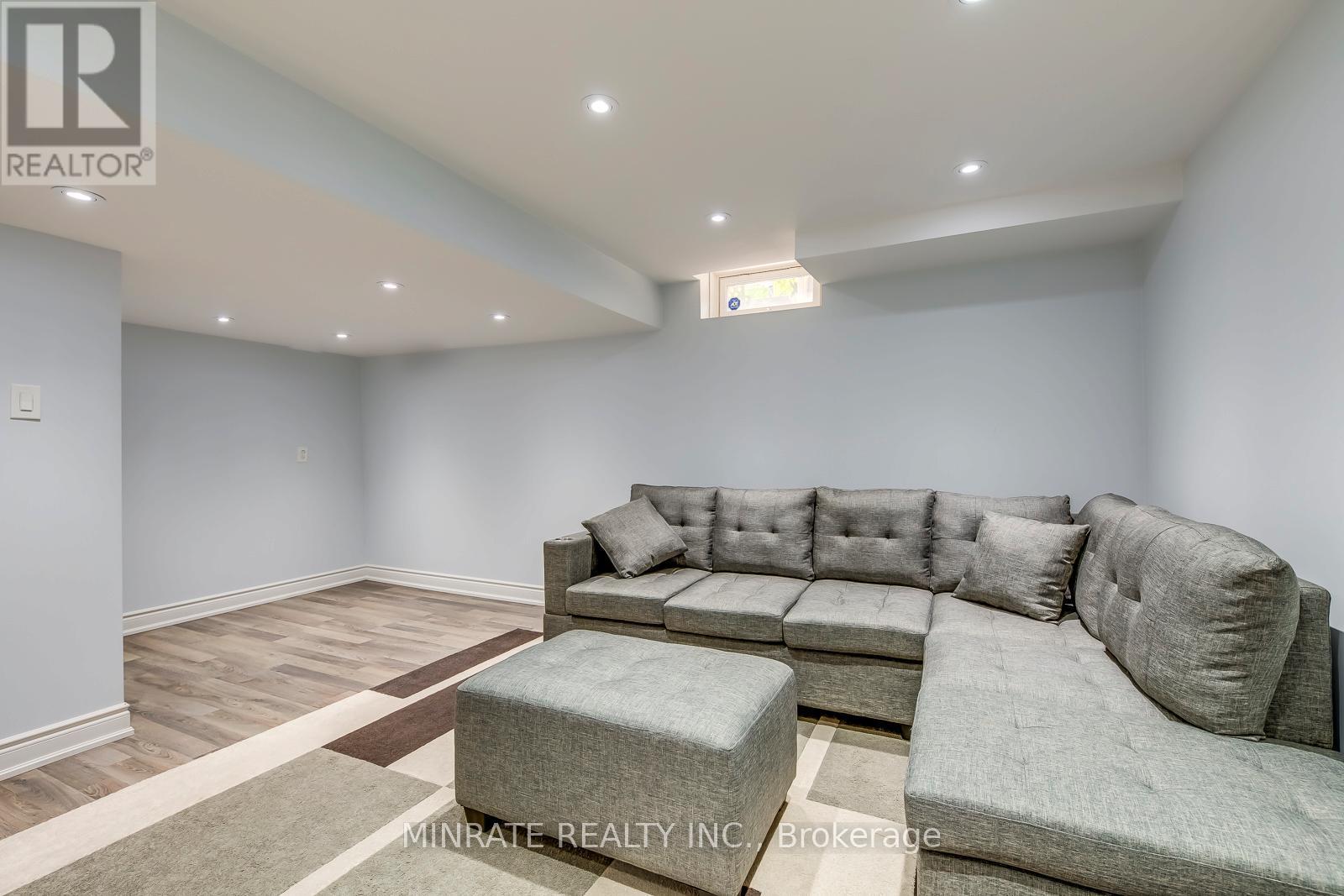 4084 Kryzan Drive, Burlington, ON - Indoor