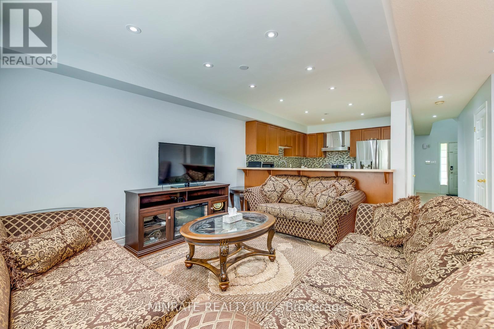 4084 Kryzan Drive, Burlington, ON - Indoor Photo Showing Living Room