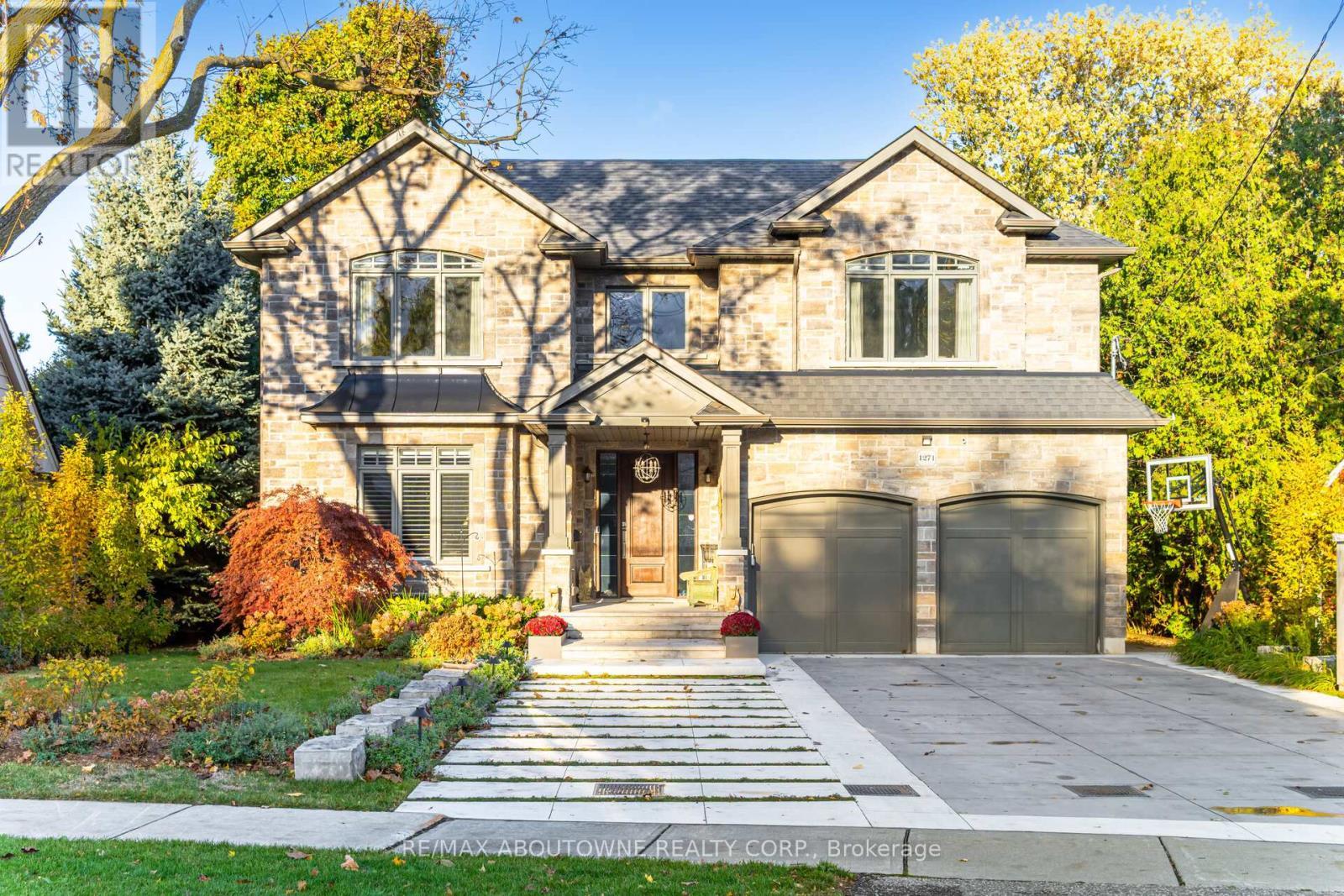 1271 Mineola Gardens, Mississauga, ON - Outdoor With Facade