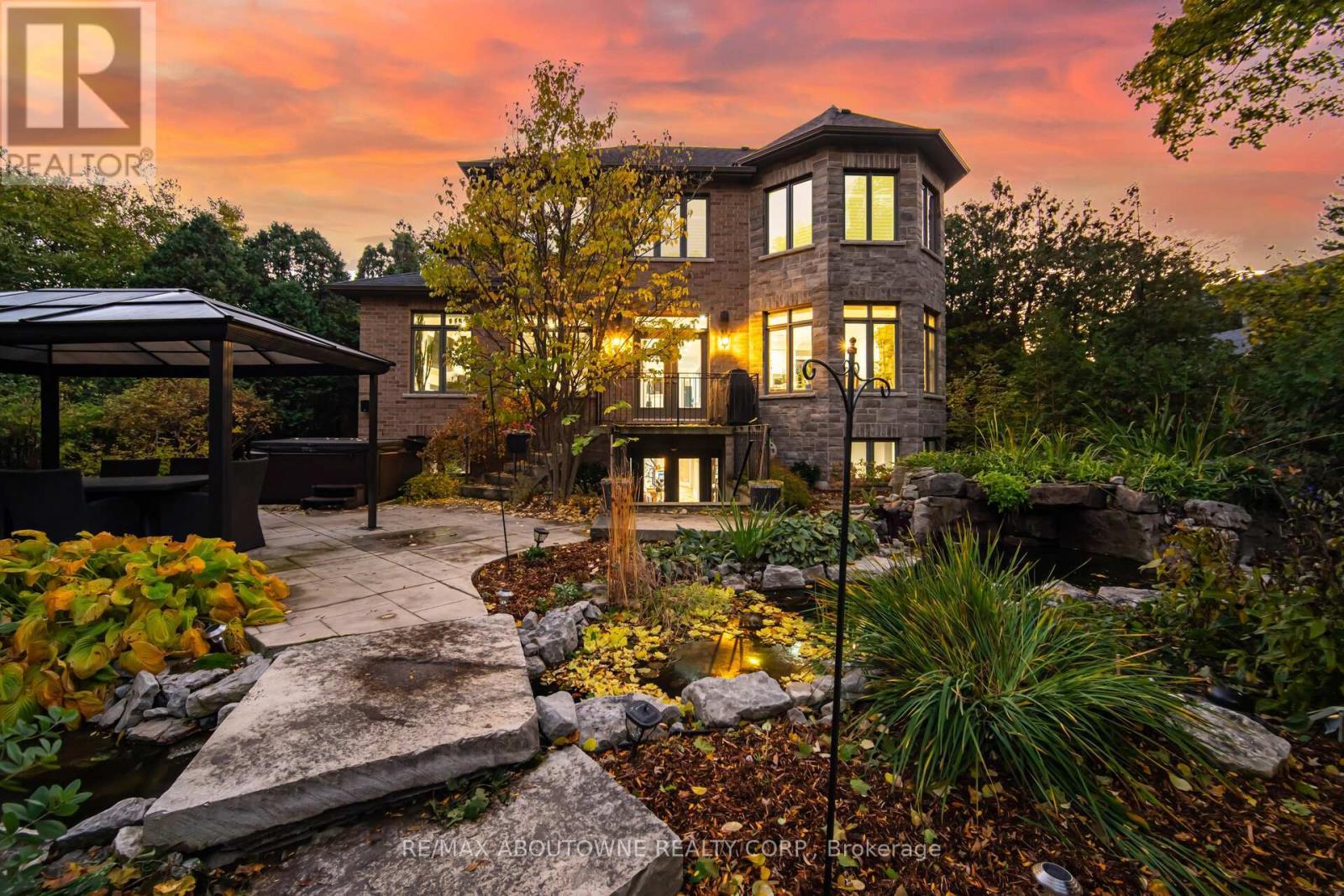 1271 Mineola Gardens, Mississauga, ON - Outdoor