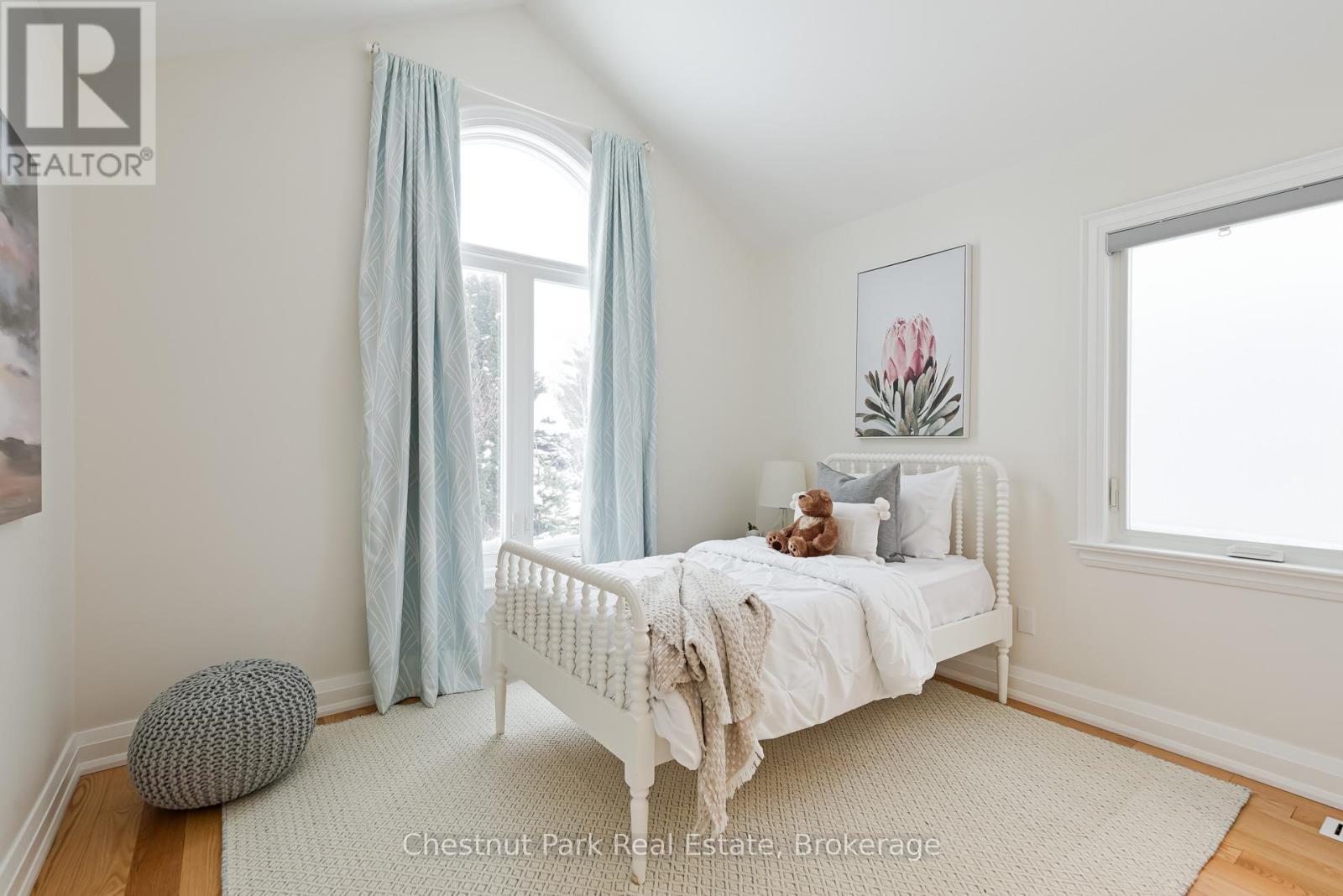 4 Wickens Lane, Blue Mountains, ON - Indoor Photo Showing Bedroom