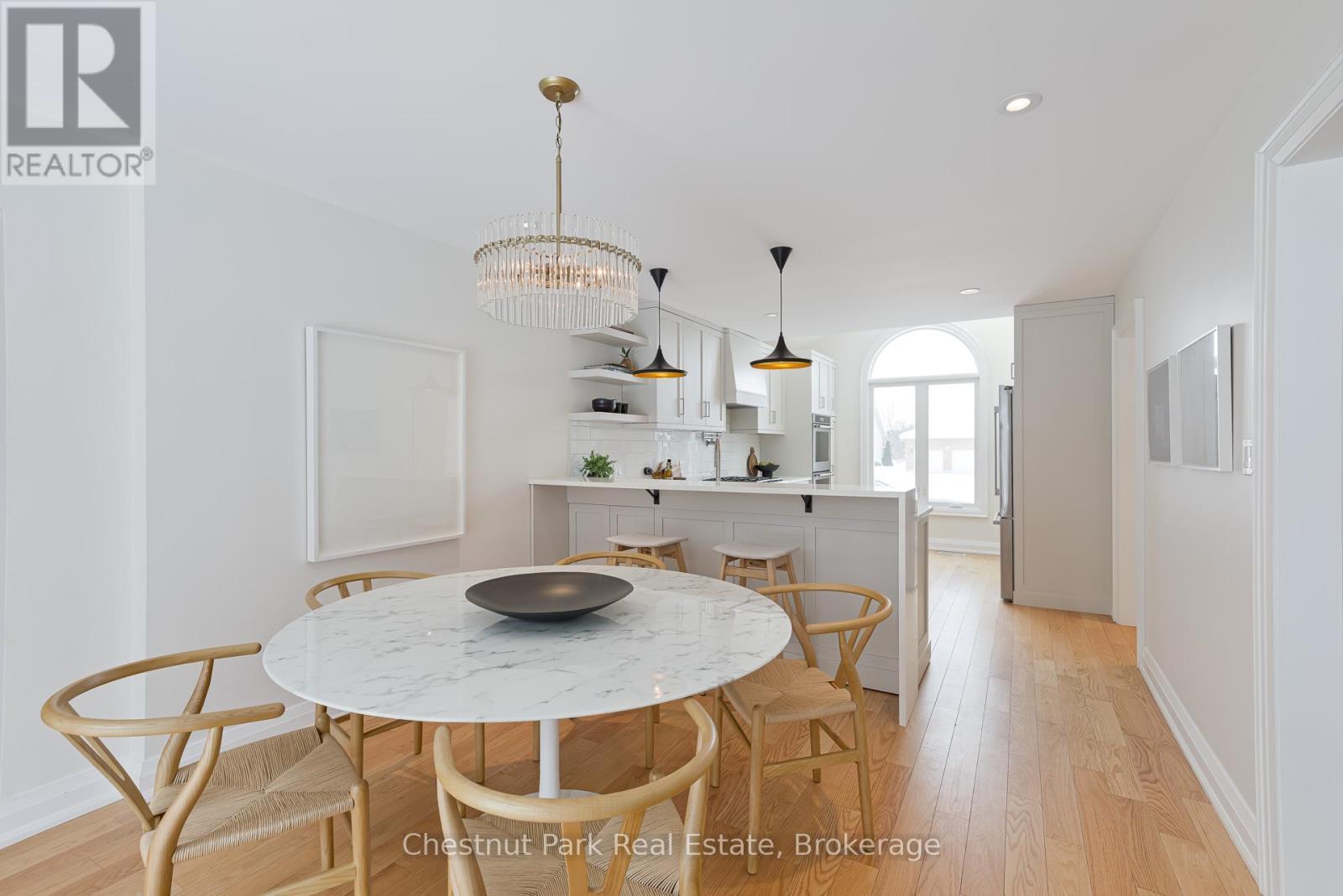 4 Wickens Lane, Blue Mountains, ON - Indoor Photo Showing Dining Room