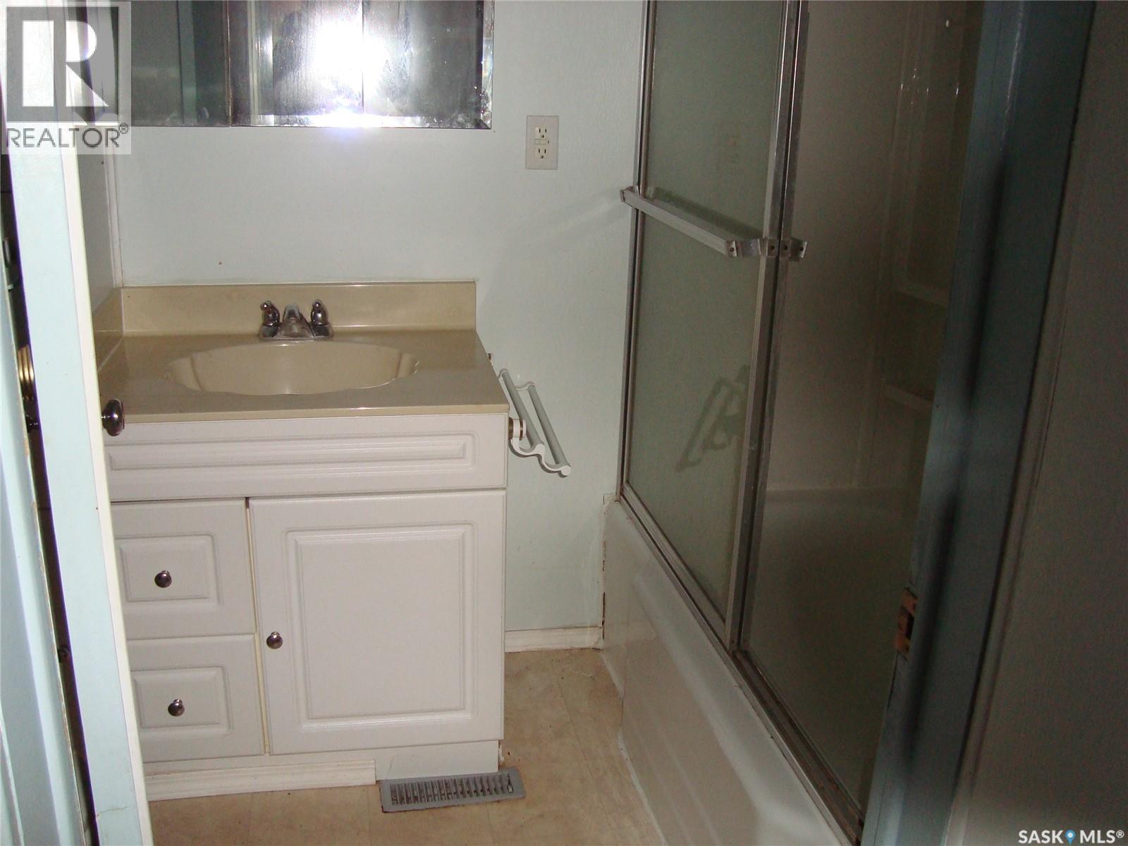 23 Elim Drive, Lac Pelletier Rm No. 107, SK - Indoor Photo Showing Bathroom