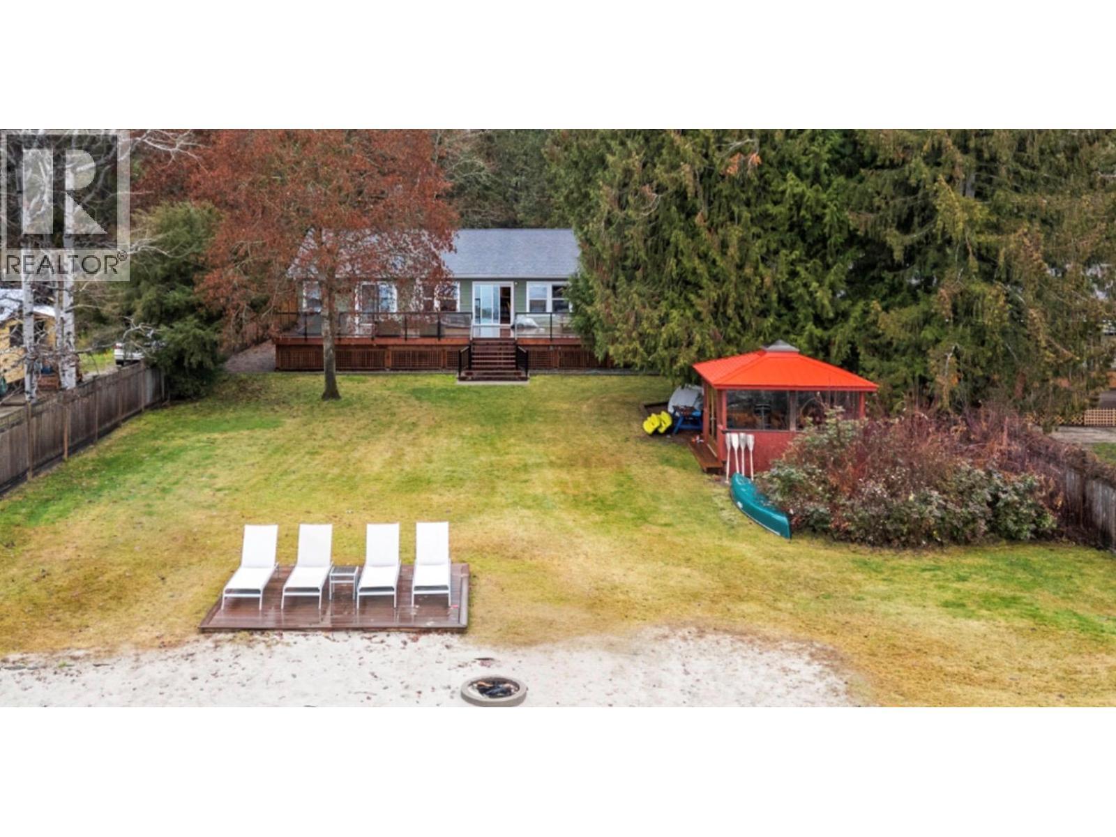 405 97A Highway, Sicamous, BC