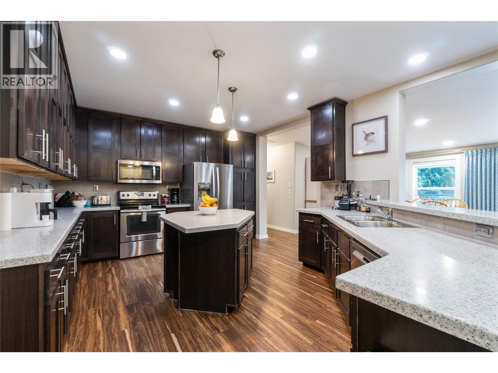 405 97A Highway, Sicamous, BC