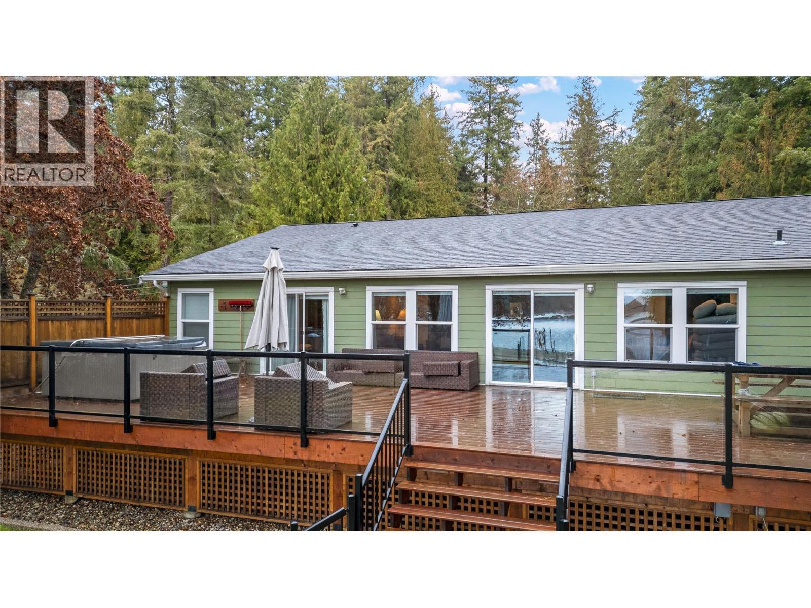 405 97A Highway, Sicamous, BC