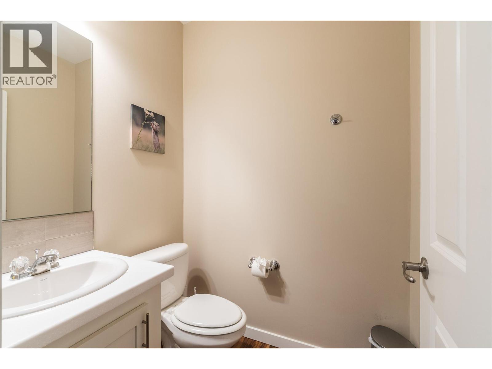 bathroom 2 - 405 97A Highway, Sicamous, BC