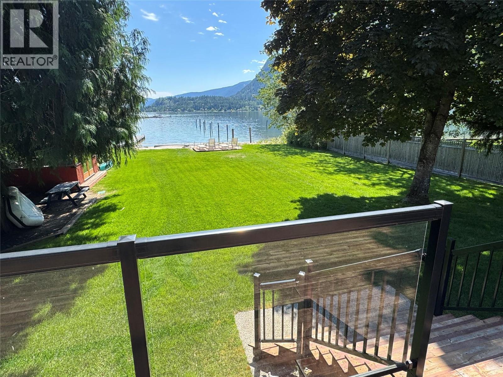 405 97A Highway, Sicamous, BC