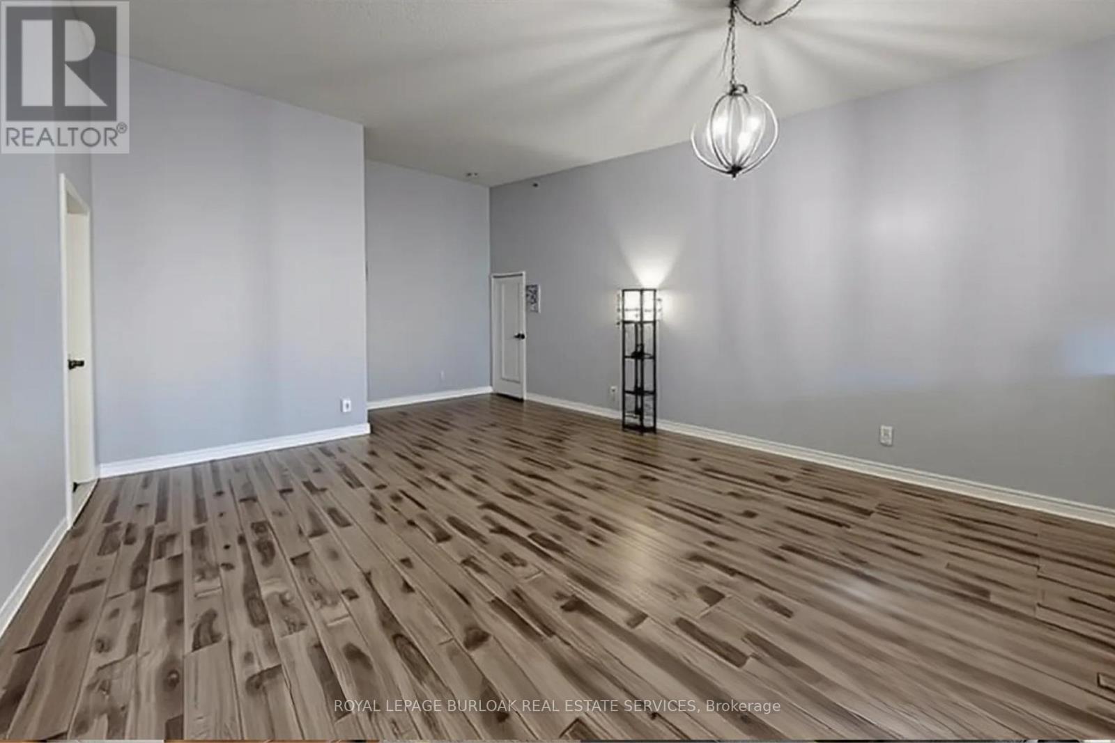 407 - 4013 Kilmer Drive, Burlington, ON - Indoor Photo Showing Other Room