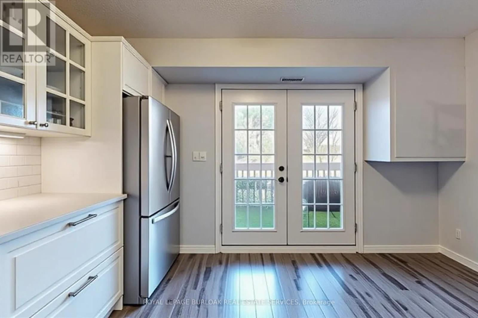 407 - 4013 Kilmer Drive, Burlington, ON - Indoor