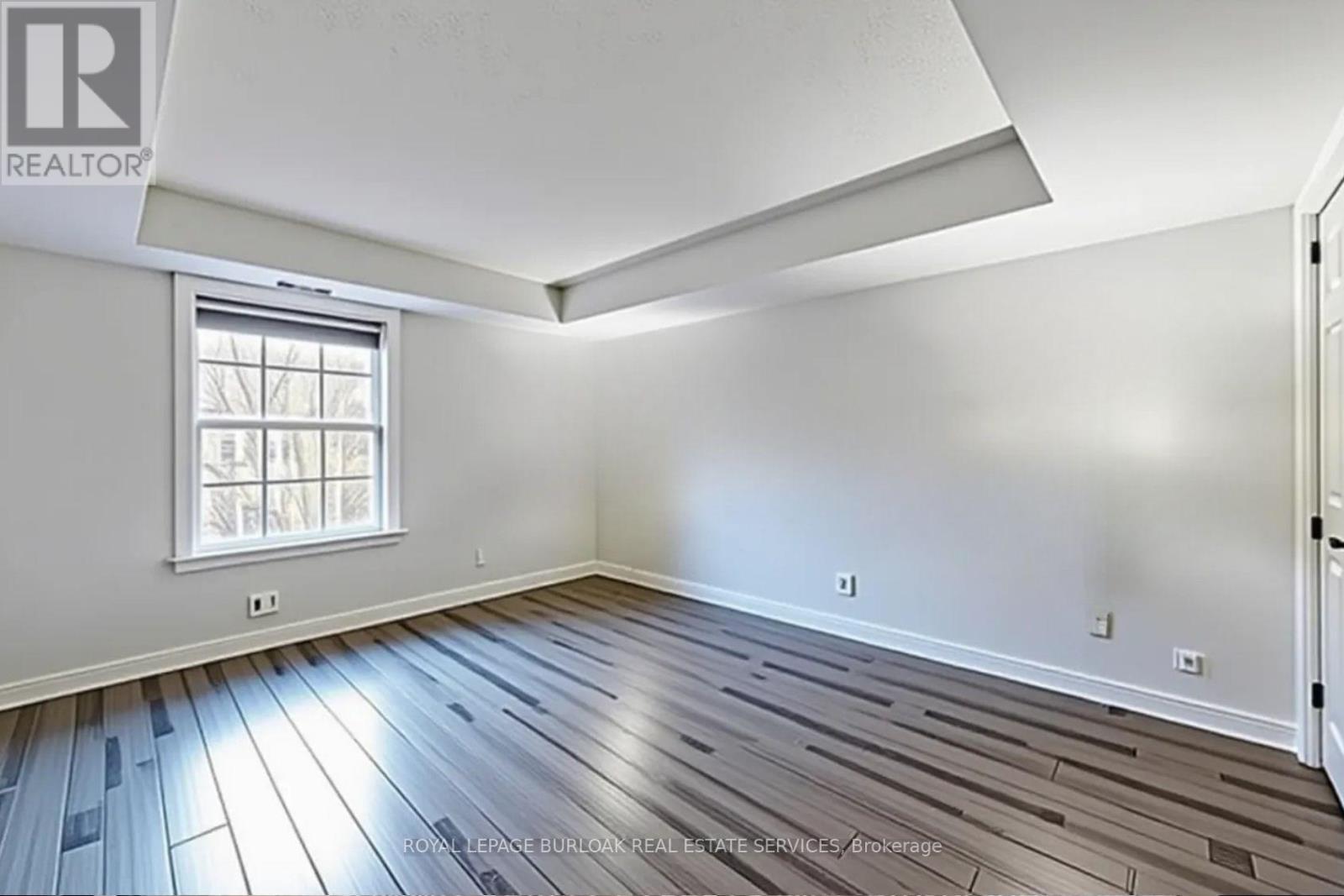 407 - 4013 Kilmer Drive, Burlington, ON - Indoor Photo Showing Other Room