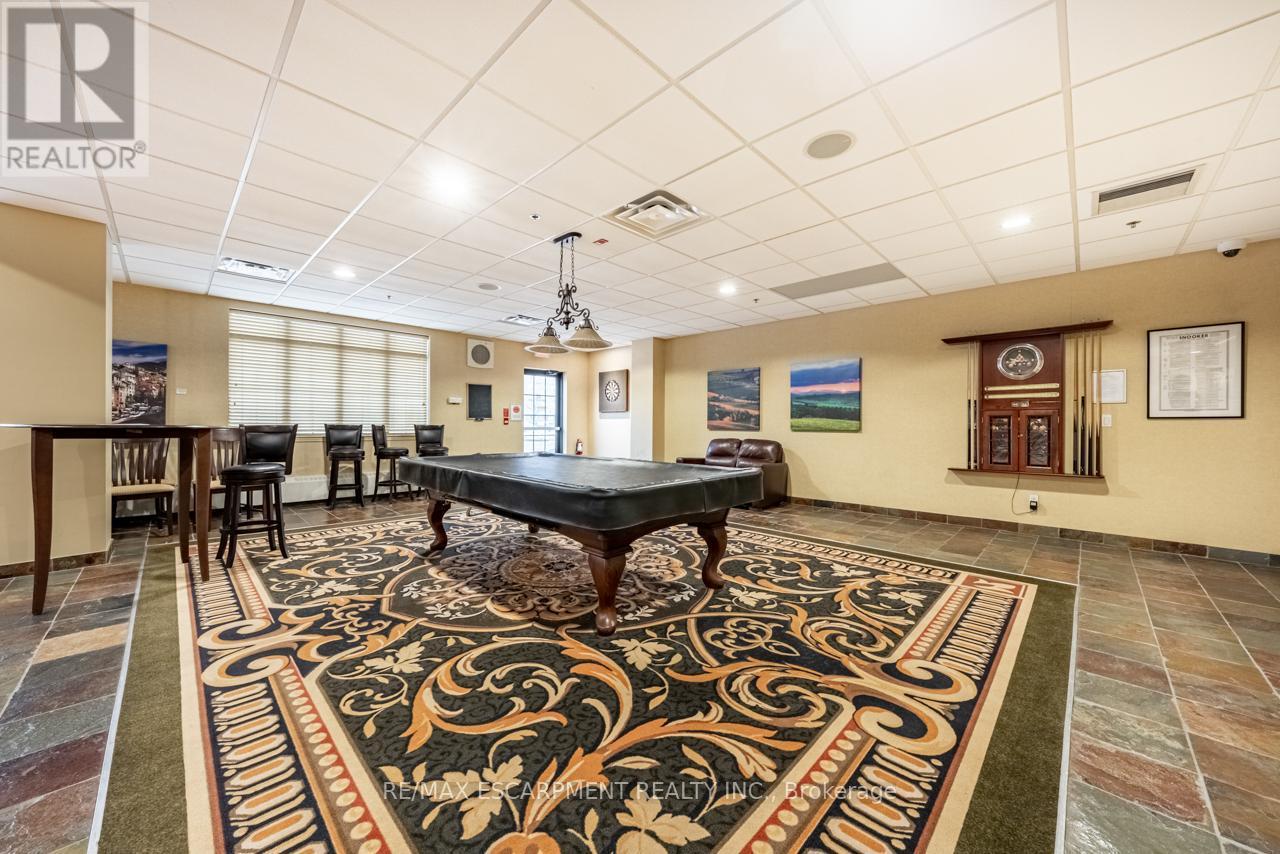 510 - 399 Elizabeth Street, Burlington, ON - Indoor Photo Showing Other Room